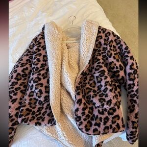 Reversible Cheetah Print Jacket - Urban Outfitters